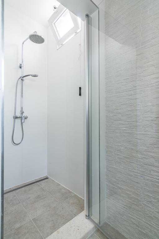 Apartmani Sara I Klara Трогір Екстер'єр фото