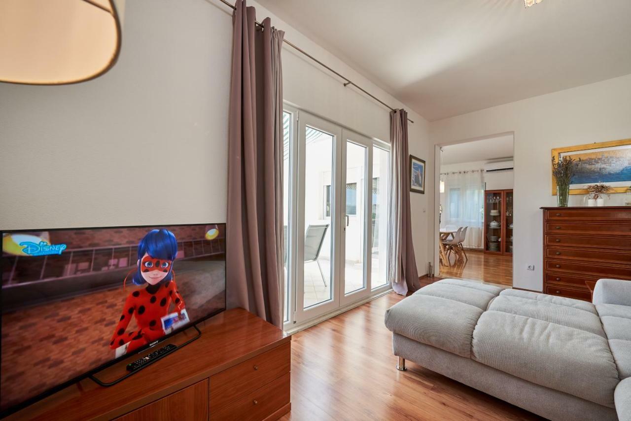 Apartmani Sara I Klara Трогір Екстер'єр фото